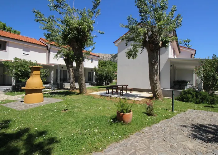 Villas Corinthia