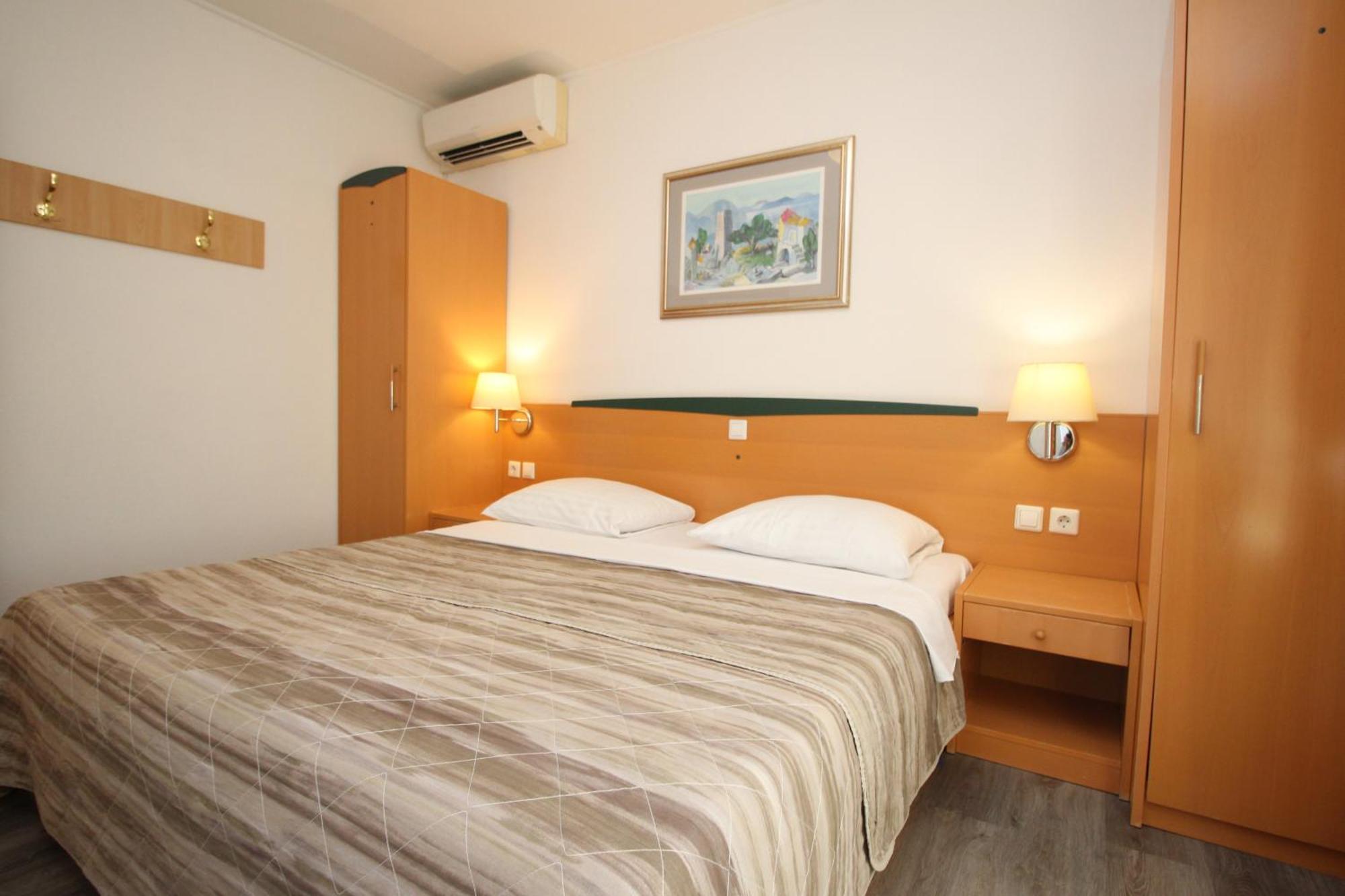 Aparthotel Corinthia