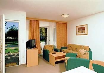 Corinthia 3*