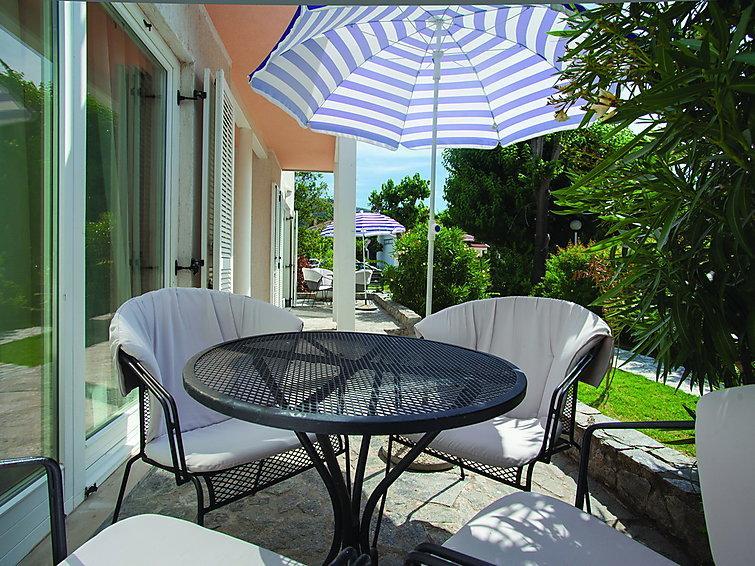 Corinthia Aparthotel
