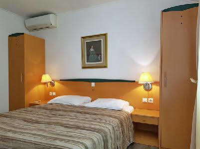 Aparthotel Corinthia